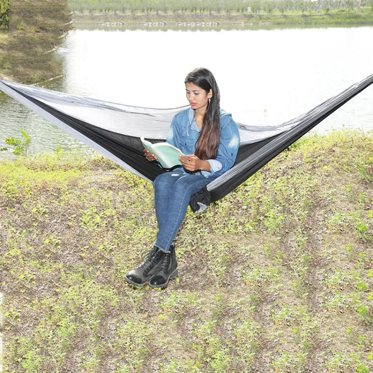 Outdoor Hammock Nylon Parachute Cloth Travel Camping Swing, Style:, 2.7m x 1.4m (Black+Gray), 3m x 2m (Black+Gray), 2.7m x 1.4m (Black+Red), 3m x 2m (Black+Red), 2.7m x 1.4m (Red+Sky Blue), 3m x 2m (Red+Sky Blue), 2.7m x 1.4m (Royal Blue+Dark Gray)