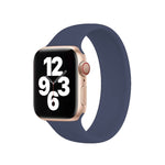 適用於 Apple Watch Ultra 49毫米 & Watch Ultra 2 49毫米 / Series 10 46毫米 / 9&8&7 45毫米 / SE 3&SE 2&6&SE&5&4 44毫米 / 3&2&1 42毫米 純色彈性矽膠錶帶，尺寸：S 130毫米