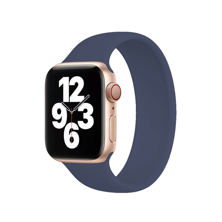 適用於 Apple Watch Ultra 49毫米 & Watch Ultra 2 49毫米 / Series 10 46毫米 / 9&8&7 45毫米 / SE 3&SE 2&6&SE&5&4 44毫米 / 3&2&1 42毫米 純色彈性矽膠錶帶，尺寸：S 130毫米
