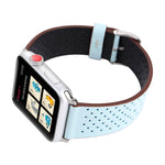 適用於 Apple Watch Ultra 49mm 及 Watch Ultra 2 49mm / Series 10 46mm / 9&8&7 45mm / SE 3&SE 2&6&SE&5&4 44mm / 3&2&1 42mm 簡約時尚真皮孔洞錶帶，42mm