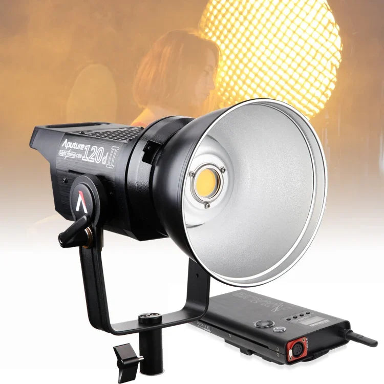 Aputure LS C120D II 高色彩還原 CRI 96 Light Storm 自然白光 5500K COB LED 攝影棚錄影燈，附 2.4GHz 無線遙控器及控制盒