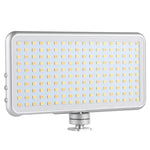 LED011S 口袋型 180 顆 LED 專業 Vlogging 攝影錄影及攝影棚燈，配備 OLED 顯示屏及冷靴轉接座，適用 Canon / Nikon DSLR 相機，180 顆 LED