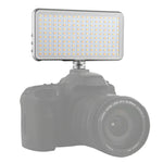 LED011S 口袋型 180 顆 LED 專業 Vlogging 攝影錄影及攝影棚燈，配備 OLED 顯示屏及冷靴轉接座，適用 Canon / Nikon DSLR 相機，180 顆 LED
