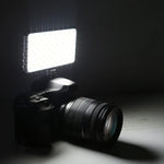 LED011S 口袋型 180 顆 LED 專業 Vlogging 攝影錄影及攝影棚燈，配備 OLED 顯示屏及冷靴轉接座，適用 Canon / Nikon DSLR 相機，180 顆 LED