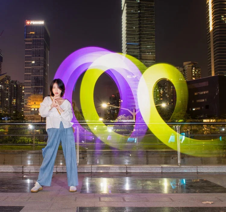 LUXCeO P7RGB Pro 彩色攝影 LED 棒視頻燈 APP 控制 可調色溫 防水手持 LED 補光燈 含遙控器，P7RGB Pro