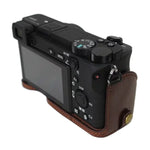1/4吋螺紋 PU 皮革相機半套底座 適用 Sony ILCE-A6500 / A6500，適用 Sony ILCE-A6500 / A6500