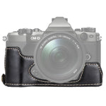 1/4 吋螺紋 PU 皮革相機半套底座，適用 Olympus EM5 / EM5 Mark II，適用 Olympus EM5