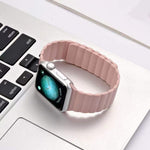 磁吸環錶帶，適用於Apple Watch Series 6 & SE & 5 & 4 44mm / 3 & 2 & 1 42mm，Apple Watch Ultra 49mm / Series 8&7 45mm / SE 2&6&SE&5&4 44mm / 3&2&1 42mm，Apple Watch Series 7 45mm / 6 & SE & 5 & 4 44mm / 3 & 2 & 1 42mm