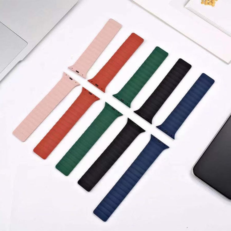 磁吸環錶帶，適用於Apple Watch Series 6 & SE & 5 & 4 44mm / 3 & 2 & 1 42mm，Apple Watch Ultra 49mm / Series 8&7 45mm / SE 2&6&SE&5&4 44mm / 3&2&1 42mm，Apple Watch Series 7 45mm / 6 & SE & 5 & 4 44mm / 3 & 2 & 1 42mm