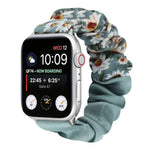蝴蝶圖案髮圈布料錶帶，適用於 Apple Watch Ultra 49毫米 / Series 8&7 45毫米 / SE 2&6&SE&5&4 44毫米 / 3&2&1 42毫米，適用於 Apple Watch Series 8&7 41毫米 / SE 2&6&SE&5&4 40毫米 / 3&2&1 38毫米