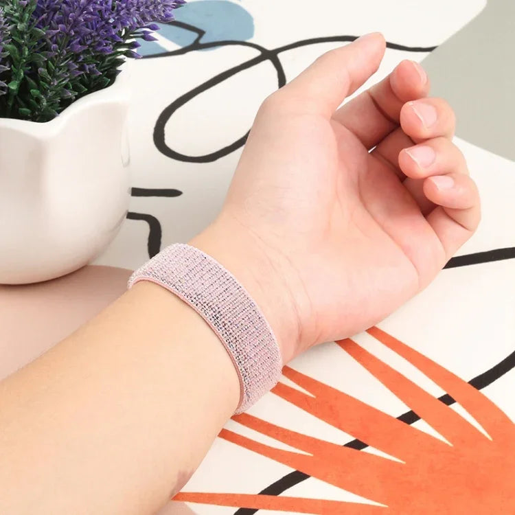 單圈尼龍替換錶帶，尺寸：M 155mm，適用於 Apple Watch 系列 6 & SE & 5 & 4 44mm / 3 & 2 & 1 42mm，M 155mm 44mm / 42mm