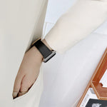 經典扣皮革替換錶帶，適用於 Apple Watch Series，7 41mm / 6&SE&5&4 40mm / 3&2&1 38mm，7 45mm / 6&SE&5&4 44mm / 3&2&1 42mm