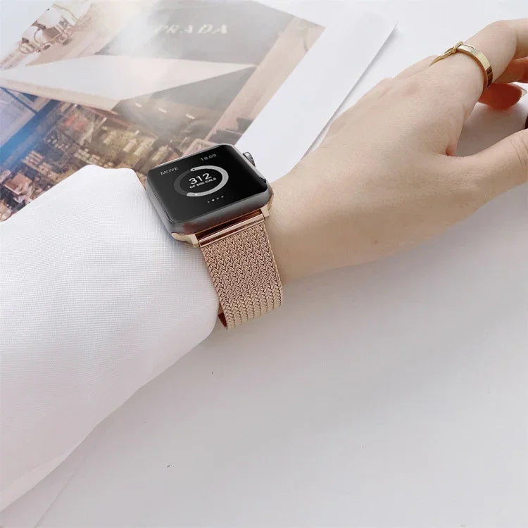 V 形扣直鋼替換錶帶，適用於 Apple Watch Series，7 41mm / 6&SE&5&4 40mm / 3&2&1 38mm，7 45mm / 6&SE&5&4 44mm / 3&2&1 42mm