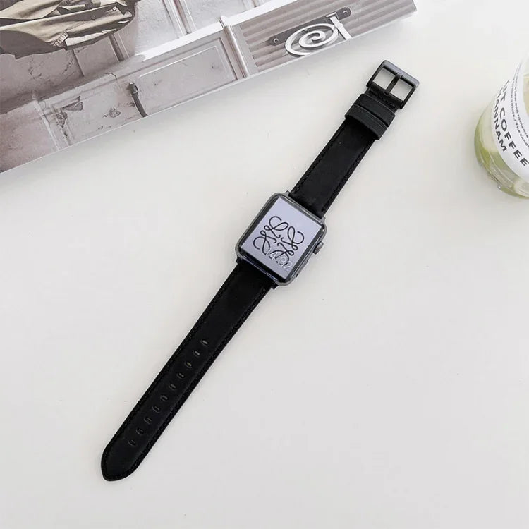 瘋馬紋啞光替換錶帶，適用於 Apple Watch Series 7 45mm / 6&SE&5&4 44mm / 3&2&1 42mm，7 41mm / 6&SE&5&4 40mm / 3&2&1 38mm