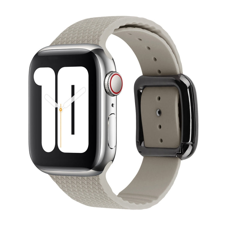 黑色扣環矽膠錶帶，適用於 Apple Watch Series 7 41mm / 6&SE&5&4 40mm / 3&2&1 38mm