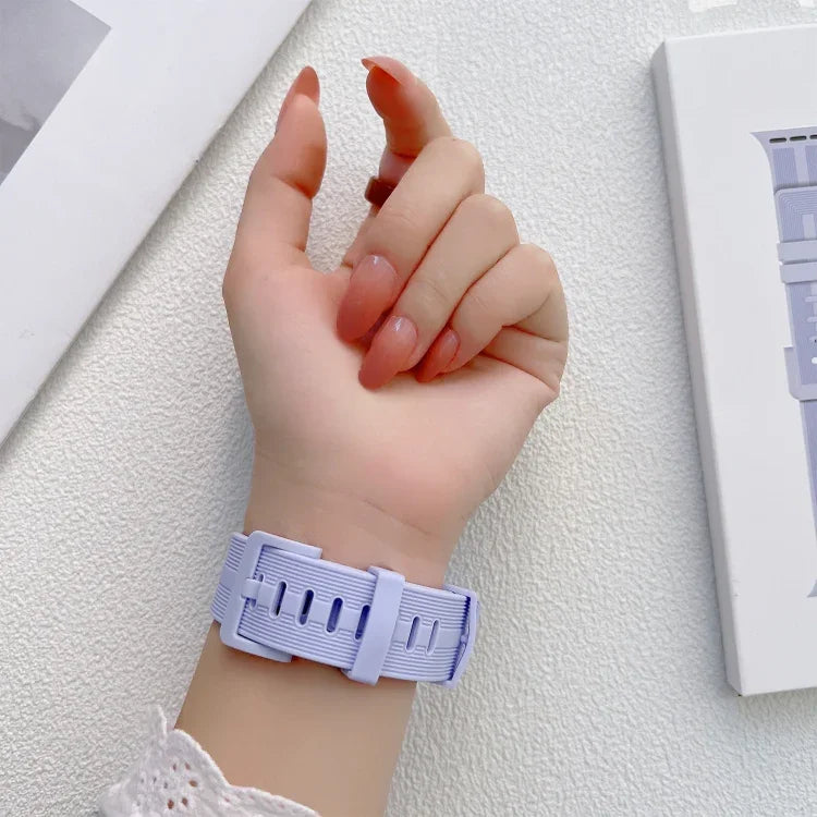 線條矽膠錶帶，適用於Apple Watch Series，7 41mm / 6&SE&5&4 40mm / 3&2&1 38mm，7 45mm / 6&SE&5&4 44mm / 3&2&1 42mm