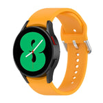 官方矽膠銀色圓形扣錶帶，適用於 Samsung Galaxy Watch 5 44mm