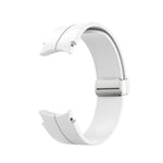 摺疊銀色扣環矽膠錶帶，適用於 Samsung Galaxy Watch5 40&44mm / Pro 45mm