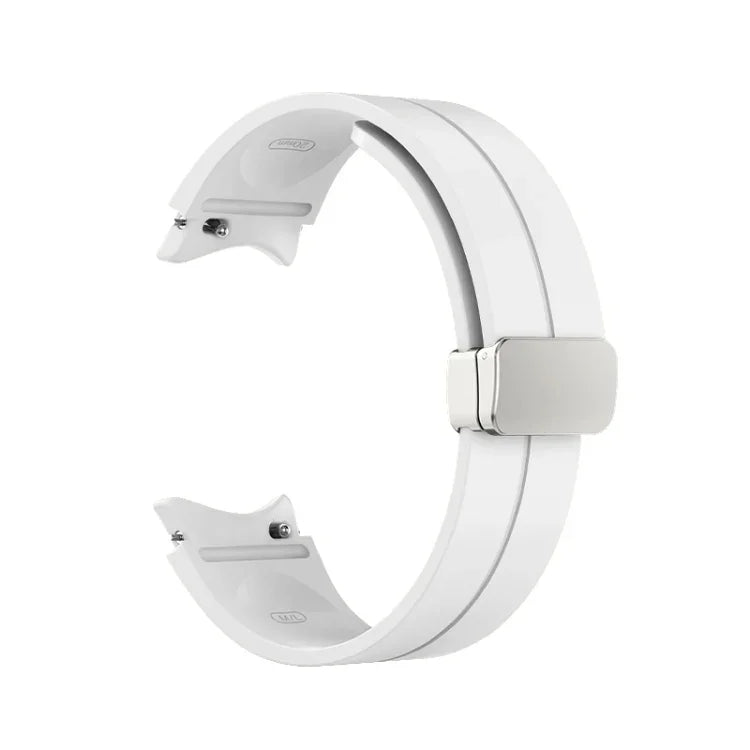 摺疊銀色扣環矽膠錶帶，適用於 Samsung Galaxy Watch5 40&44mm / Pro 45mm
