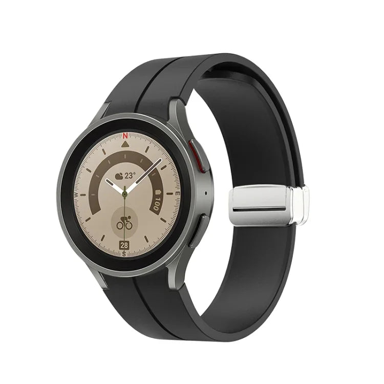 摺疊銀色扣環矽膠錶帶，適用於 Samsung Galaxy Watch5 40&44mm / Pro 45mm