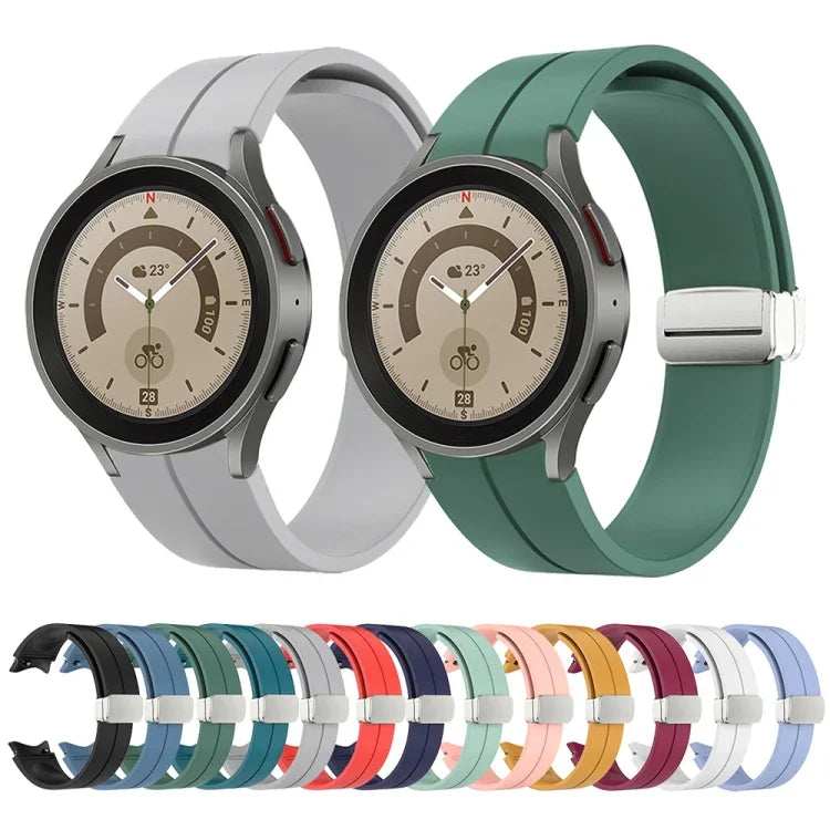 摺疊銀色扣環矽膠錶帶，適用於 Samsung Galaxy Watch5 40&44mm / Pro 45mm