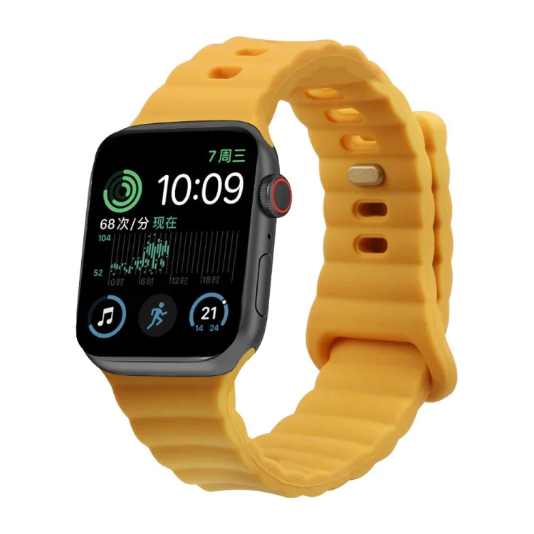 反扣矽膠錶帶，適用於 Apple Watch Ultra 49mm / Series 8&7 45mm / SE 2&6&SE&5&4 44mm / 3&2&1 42mm，適用於 Apple Watch Series 8&7 41mm / SE 2&6&SE&5&4 40mm / 3&2&1 38mm