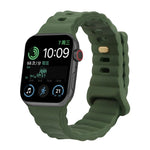 反扣矽膠錶帶，適用於 Apple Watch Ultra 49mm / Series 8&7 45mm / SE 2&6&SE&5&4 44mm / 3&2&1 42mm，適用於 Apple Watch Series 8&7 41mm / SE 2&6&SE&5&4 40mm / 3&2&1 38mm
