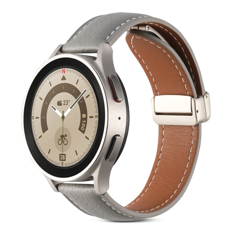 摺疊扣真皮錶帶，適用於 Samsung Galaxy Watch 5