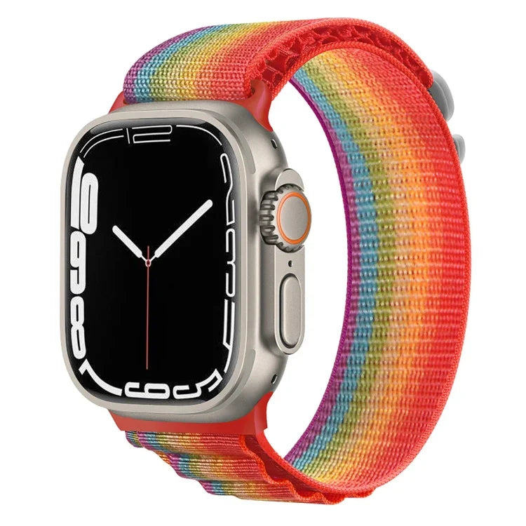 銀色扣尼龍錶帶，適用於 Apple Watch Ultra 49mm / Series 8&7 45mm / SE 2&6&SE&5&4 44mm，適用於 Apple Watch Series 8&7 41mm / SE 2&6&SE&5&4 40mm / 3&2&1 38mm