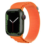 銀色扣尼龍錶帶，適用於 Apple Watch Ultra 49mm / Series 8&7 45mm / SE 2&6&SE&5&4 44mm，適用於 Apple Watch Series 8&7 41mm / SE 2&6&SE&5&4 40mm / 3&2&1 38mm