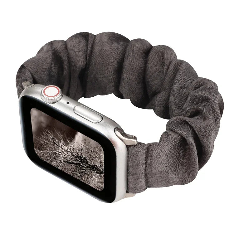 布料＋不鏽鋼髮圈錶帶，適用於 Apple Watch Series 7 41mm / 6 & SE & 5 & 4 40mm / 3 & 2 & 1 38mm，適用於 Apple Watch Series 7 45mm / 6 & SE & 5 & 4 44mm / 3 & 2 & 1 42mm，適用於 Apple Watch Series 8&7 41mm / SE 2&6&SE&5&4 40mm / 3&2&1 38mm
