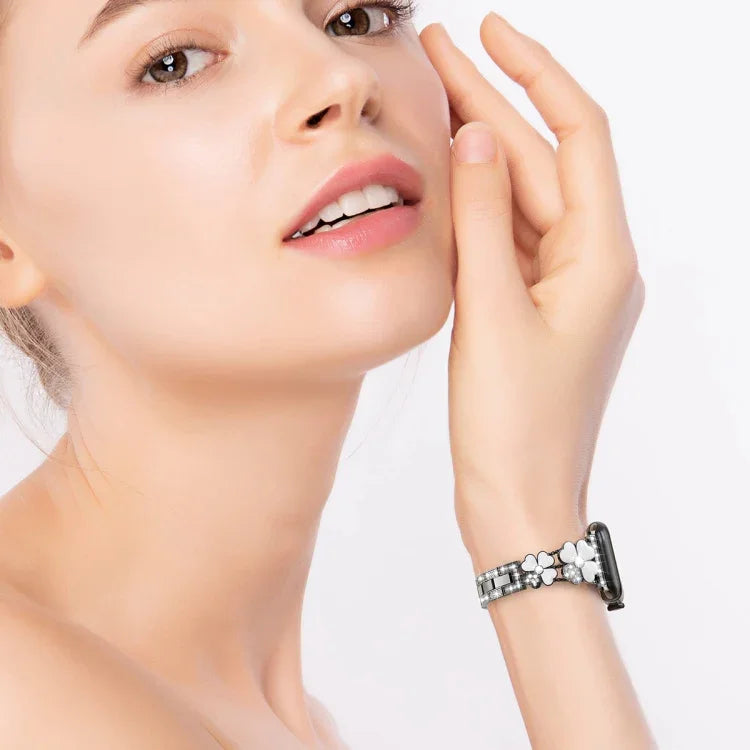 Petal 金屬鑽石錶帶，適用於 Apple Watch 3 38mm、Apple Watch 9 45mm、Apple Watch 3 42mm、Apple Watch 2 38mm、Apple Watch 2 42mm、Apple Watch 38mm、Apple Watch 42mm、Apple Watch 9 41mm