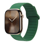 磁吸矽膠錶帶，適用於 Apple Watch Series 10 46mm、Apple Watch Series 10 42mm、Apple Watch SE 2023 44mm