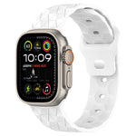 足球紋理矽膠錶帶，適用於 Apple Watch Ultra 2 49mm，適用於 Apple Watch 9 45mm，適用於 Apple Watch 9 41mm，適用於 Apple Watch Ultra 49mm