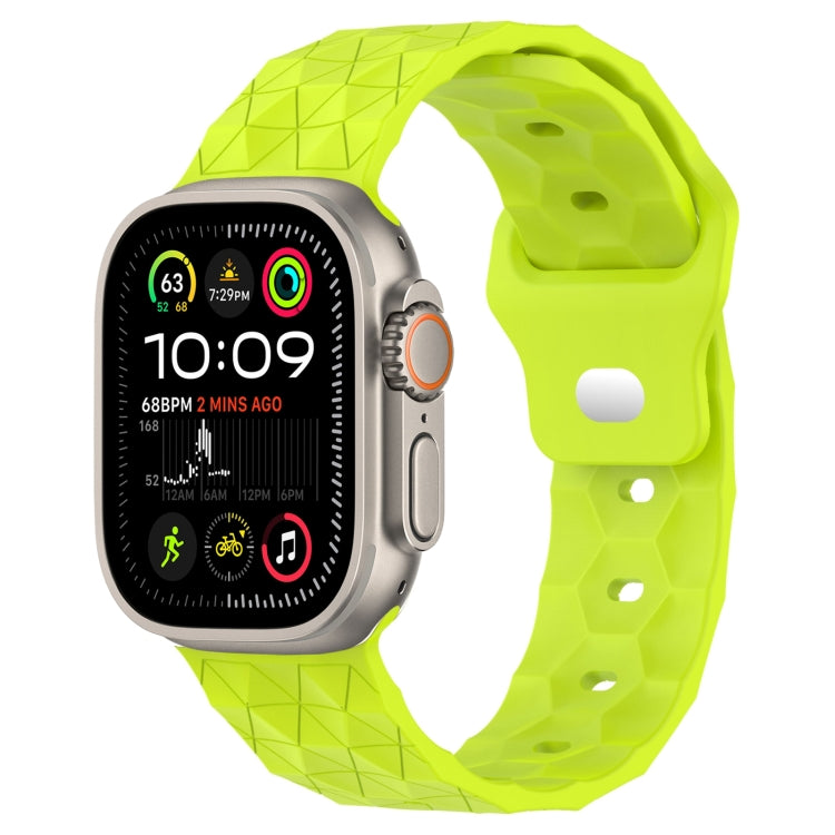 足球紋理矽膠錶帶，適用於 Apple Watch Ultra 2 49mm，適用於 Apple Watch 9 45mm，適用於 Apple Watch 9 41mm，適用於 Apple Watch Ultra 49mm