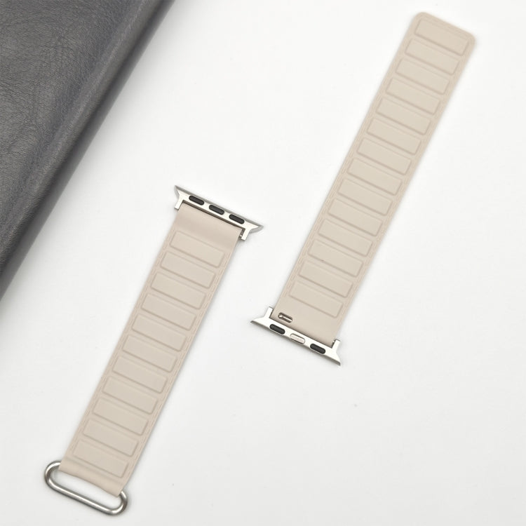 反扣磁性矽膠錶帶，適用於 Apple Watch SE 44mm，適用於 Apple Watch Series 6 40mm，適用於 Apple Watch Series 6 44mm