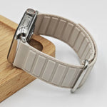 反扣磁吸矽膠錶帶，適用於Apple Watch 38mm