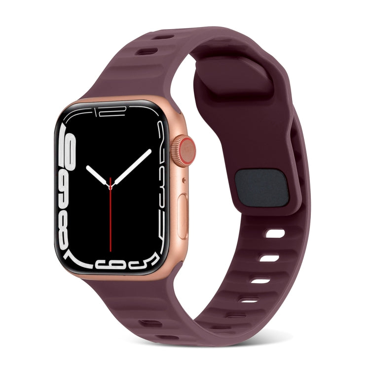 方扣條紋矽膠錶帶，適用於 Apple Watch SE 2023 44mm，適用於 Apple Watch SE 2023 40mm