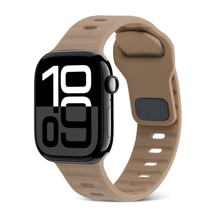 方扣條紋矽膠錶帶，適用於 Apple Watch Series 10 46mm，適用於 Apple Watch Series 10 42mm