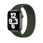 適用於 Apple Watch Series 8&7 41mm / SE 2&6&SE&5&4 40mm / 3&2&1 38mm 純色彈性矽膠錶帶，尺寸：M 143mm（湖水藍），尺寸：M 143mm