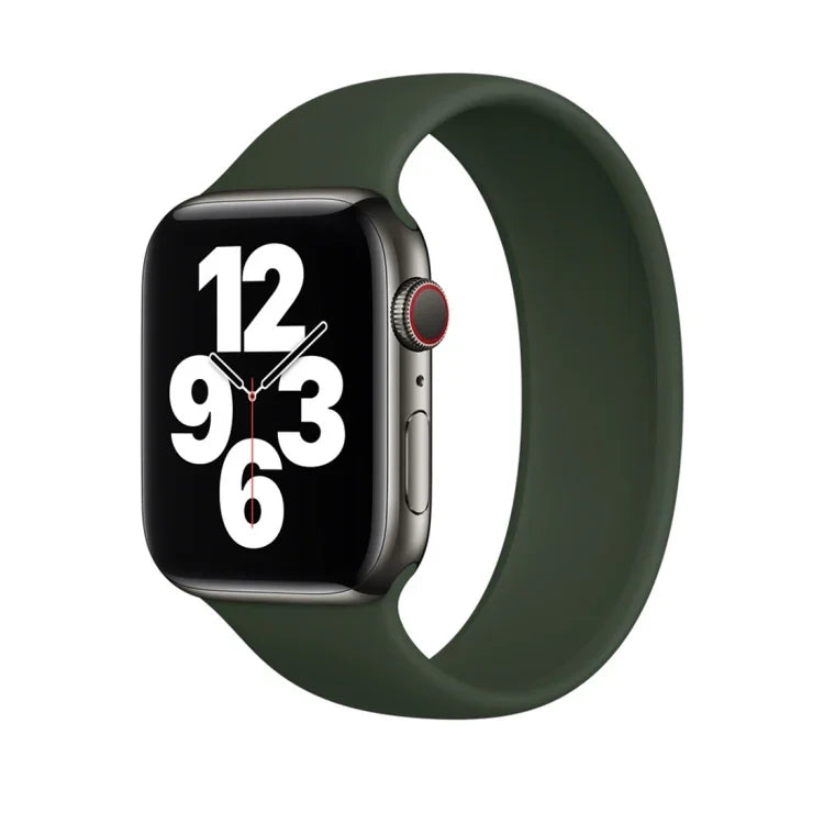 適用於 Apple Watch Series 8&7 41mm / SE 2&6&SE&5&4 40mm / 3&2&1 38mm 純色彈性矽膠錶帶，尺寸：M 143mm（湖水藍），尺寸：M 143mm
