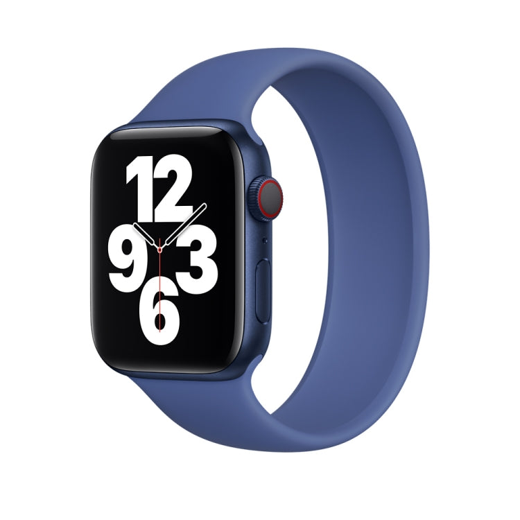 適用於 Apple Watch Series 8&7 41mm / SE 2&6&SE&5&4 40mm / 3&2&1 38mm 純色彈性矽膠錶帶，尺寸：L 156mm，尺寸：L 156mm