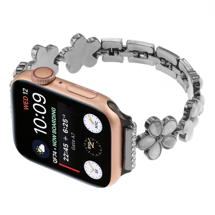 五瓣花鋅合金鍊帶錶帶，適用於 Apple Watch 42mm、Apple Watch 38mm