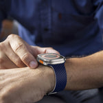 碳纖維磁吸銀色錶扣錶帶，適用於 Apple Watch Series 9 45mm，適用於 Apple Watch Series 9 41mm，適用於 Apple Watch Ultra 49mm