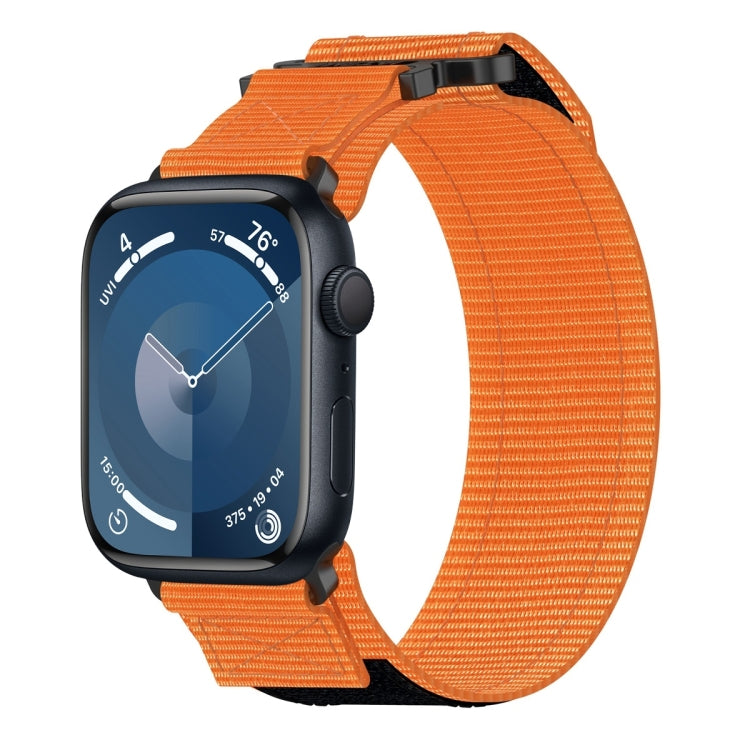 尼龍魔鬼氈錶帶，適用於 Apple Watch Series 10 46mm、Apple Watch Series 10 42mm、Apple Watch SE 2023 44mm、Apple Watch SE 2023 40mm、Apple Watch Ultra 2 49mm、Apple Watch Series 9 45mm、Apple Watch Series 9 41mm