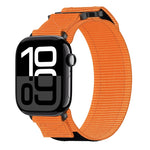 尼龍魔鬼氈錶帶，適用於 Apple Watch Series 10 46mm、Apple Watch Series 10 42mm、Apple Watch SE 2023 44mm、Apple Watch SE 2023 40mm、Apple Watch Ultra 2 49mm、Apple Watch Series 9 45mm、Apple Watch Series 9 41mm