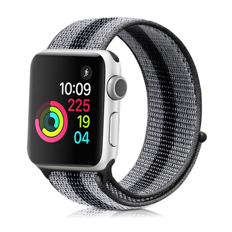 尼龍環錶帶，適用於Apple Watch Series 8&7 41mm / SE 2&6&SE&5&4 40mm / 3&2&1 38mm，適用於Apple Watch Ultra 49mm / Series 8&7 45mm / SE 2&6&SE&5&4 44mm / 3&2&1 42mm，適用於Apple Watch Series 7 45mm / 6 & SE & 5 & 4 44mm / 3 & 2 & 1 42mm