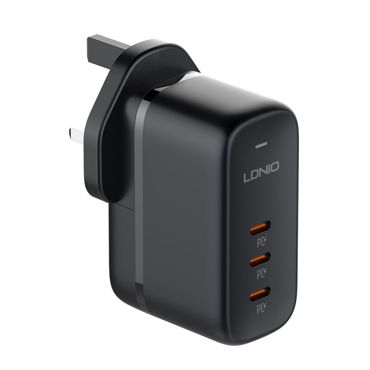 LDNIO Q367 65W GaN 三埠 USB-C / Type-C 介面充電器，附 1米 USB-C / Type-C 轉 USB-C / Type-C 數據線，歐規插頭，英規插頭，美規插頭
