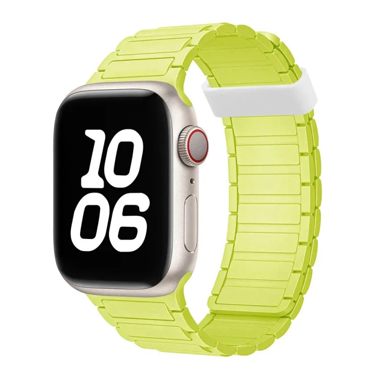三珠磁吸環矽膠錶帶，適用於 Apple Watch Series 5 44mm