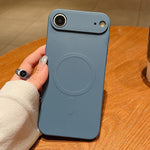 純色液態矽膠 MagSafe 磁吸手機殼，適用於 iPhone 17、iPhone Air、iPhone 16 Pro Max
